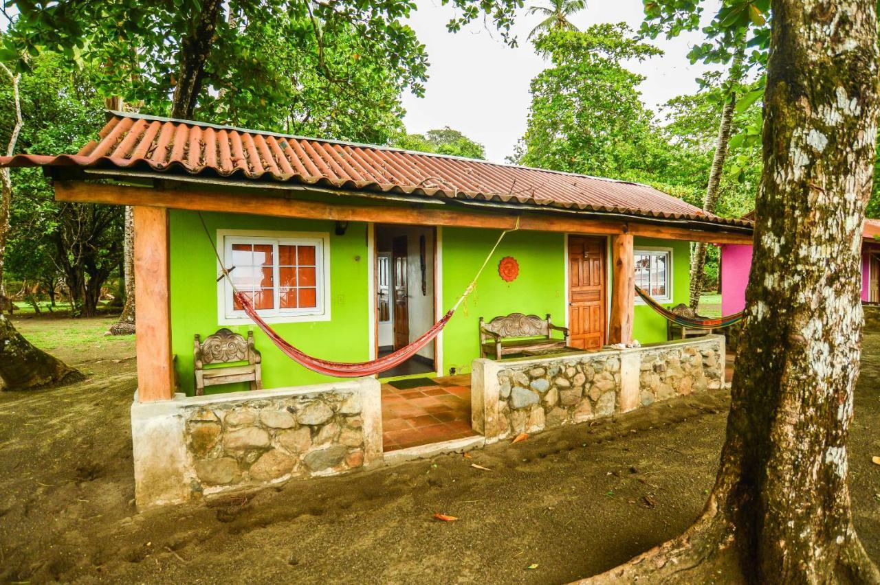 Hotel Oasis & Surf Camp Santa Catalina Εξωτερικό φωτογραφία