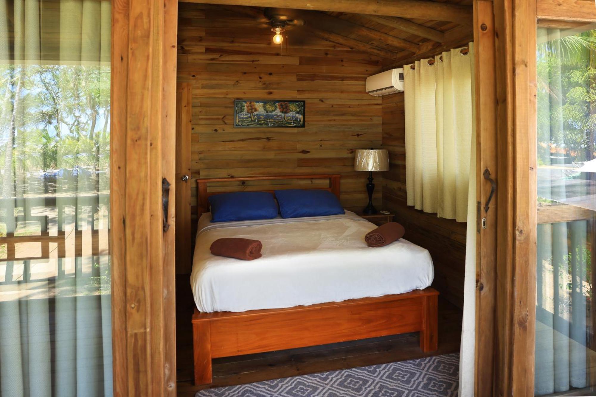 Hotel Oasis & Surf Camp Santa Catalina Εξωτερικό φωτογραφία