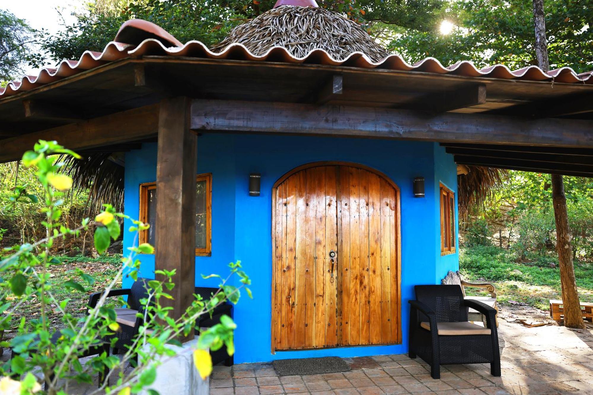 Hotel Oasis & Surf Camp Santa Catalina Εξωτερικό φωτογραφία