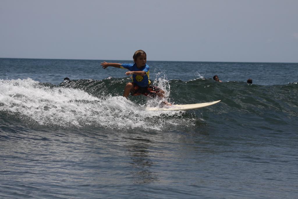Hotel Oasis & Surf Camp Santa Catalina Εξωτερικό φωτογραφία